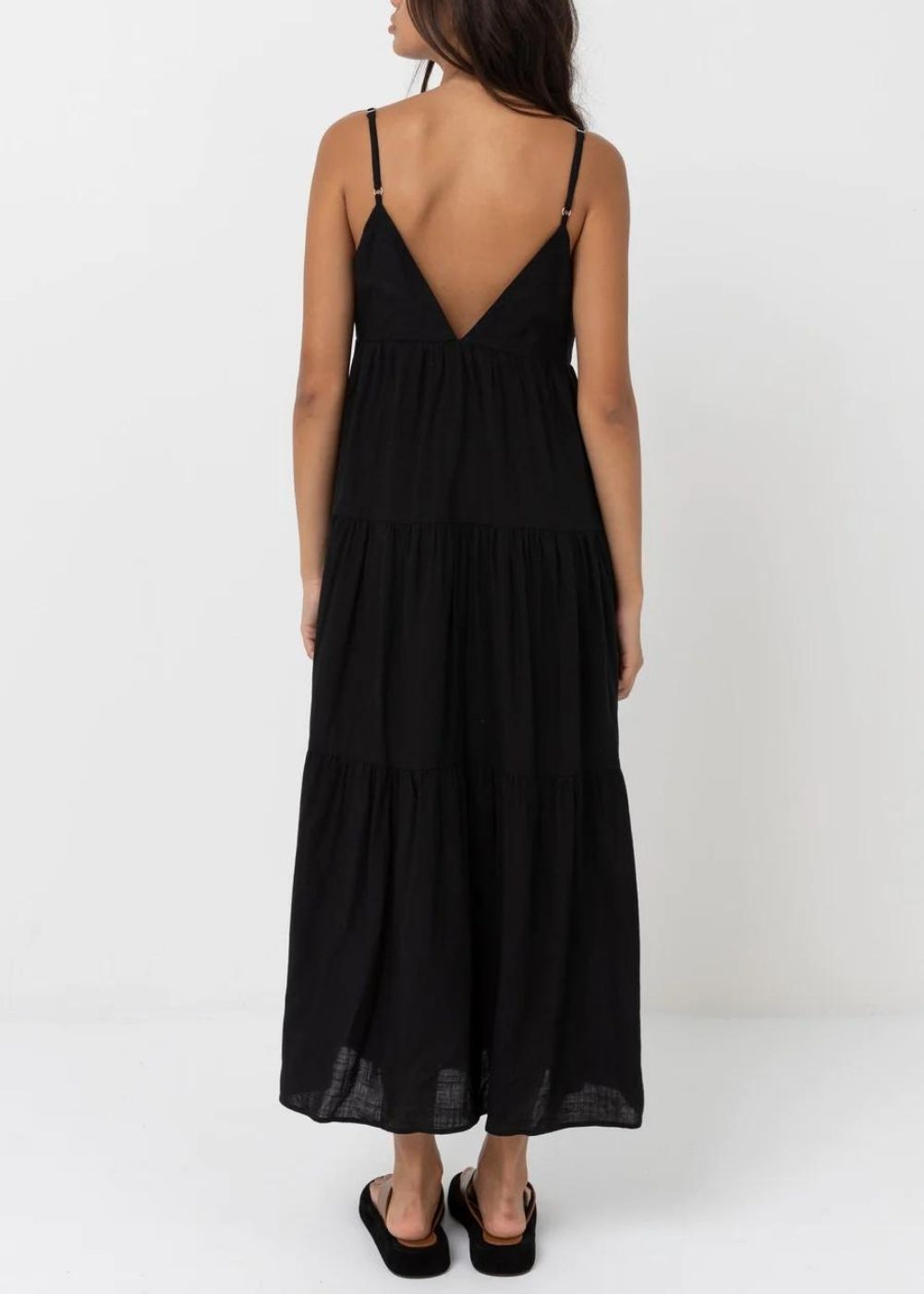 rhythm Classic Tiered Midi Dress - שימלת פשתן מידי צבע_black