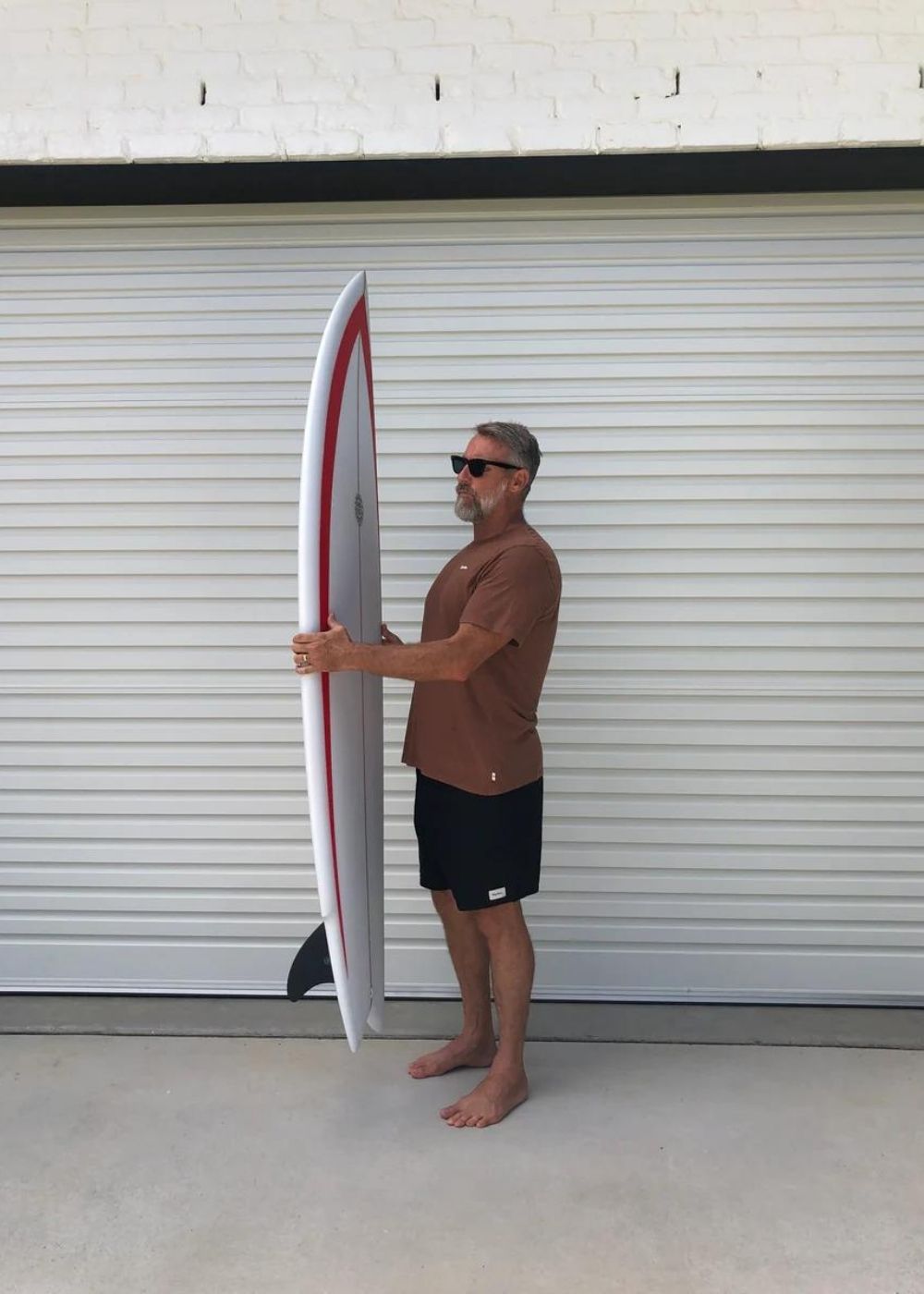 חולצת טישרט קצרה - Classic Brand צבע_chocolate