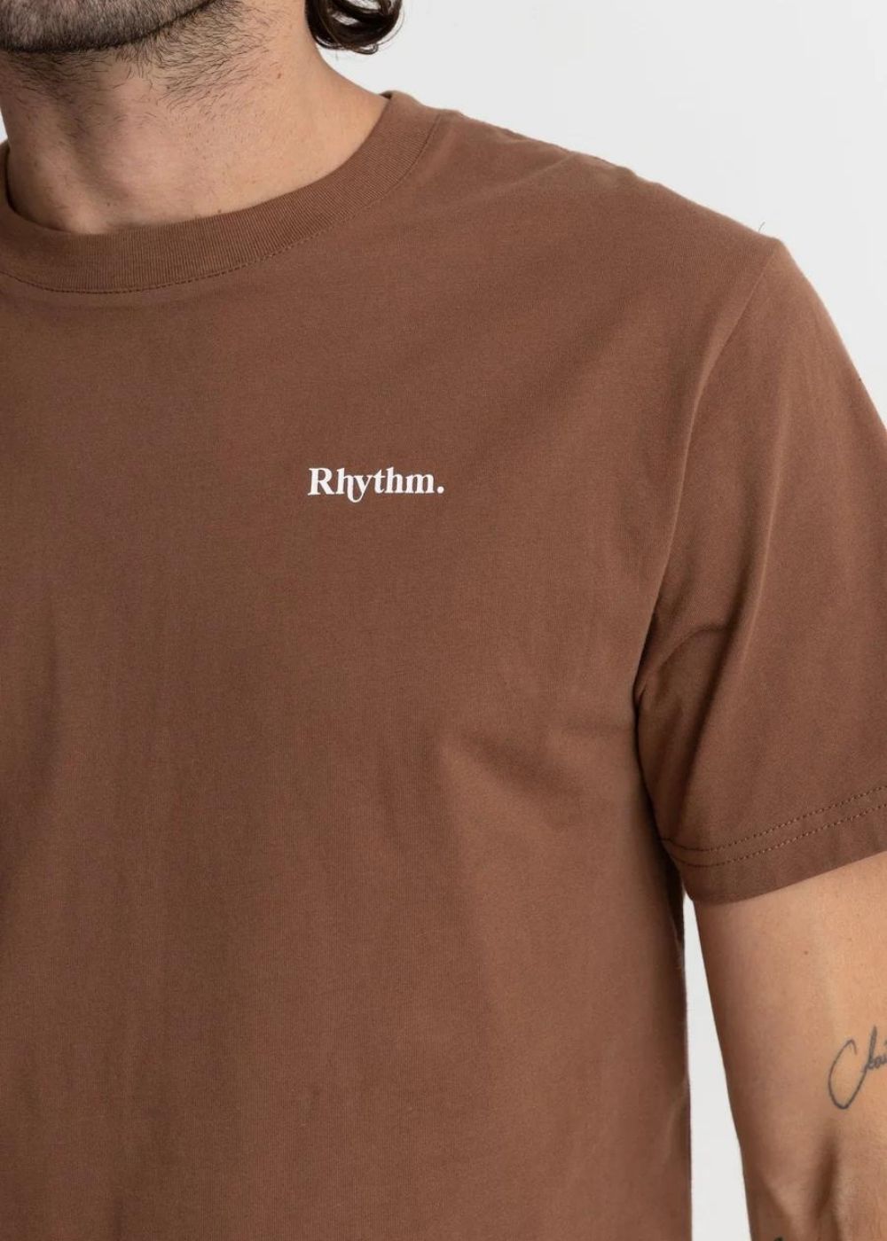 חולצת טישרט קצרה - Classic Brand צבע_chocolate צבע_chocolate