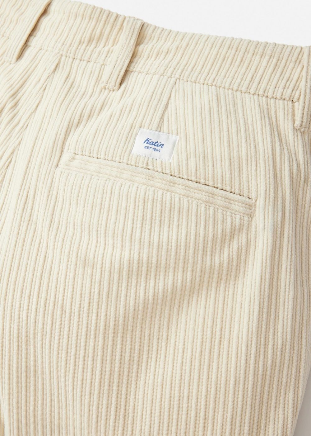 Kennith Short - מכנסי קורדורוי קצרים צבע_birch