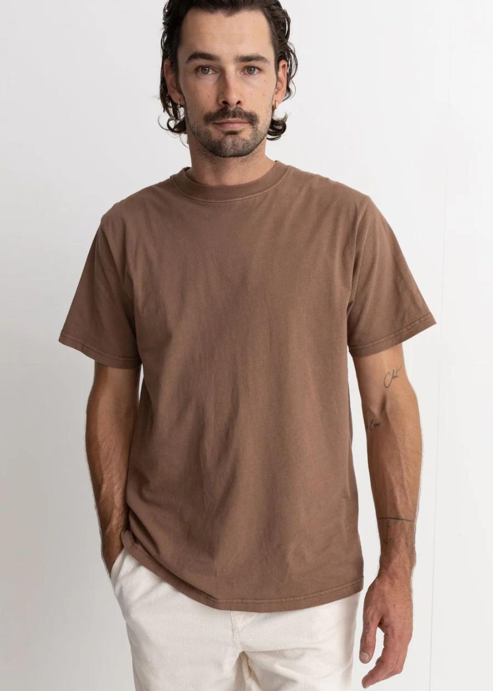 Classic Vintage Tee - חולצת טישרט וינטג׳ צבע_chocolate