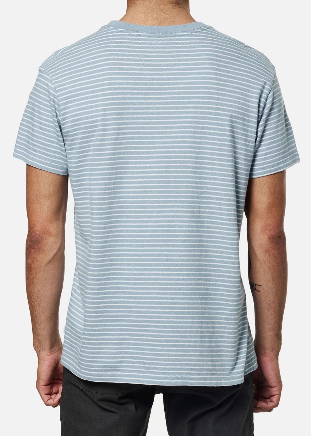 Finley Pocket Tee - טישרט קצרה עם כיס