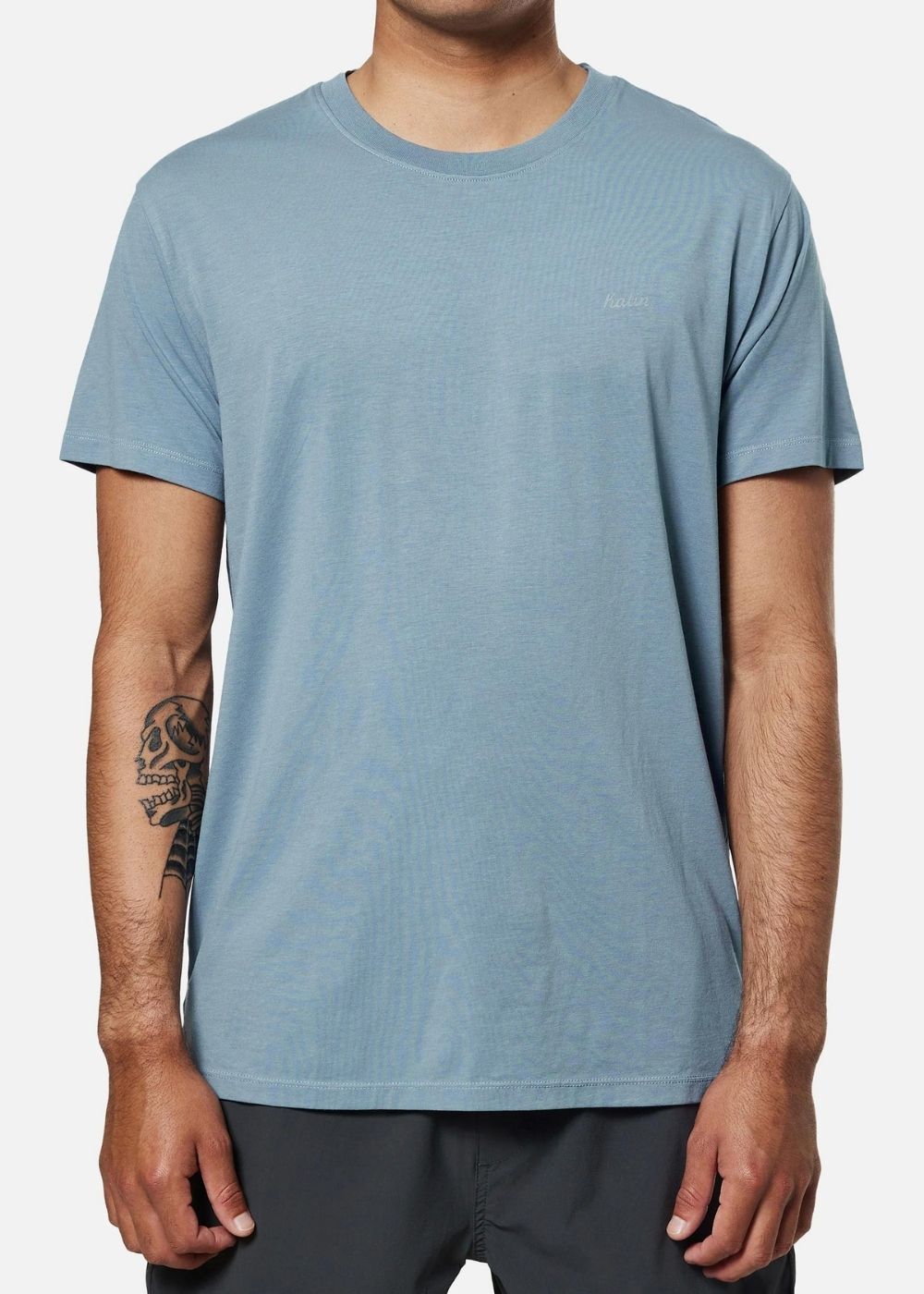Flow Shirt - חולצת טישרט קצרה מנדפת זיעה
