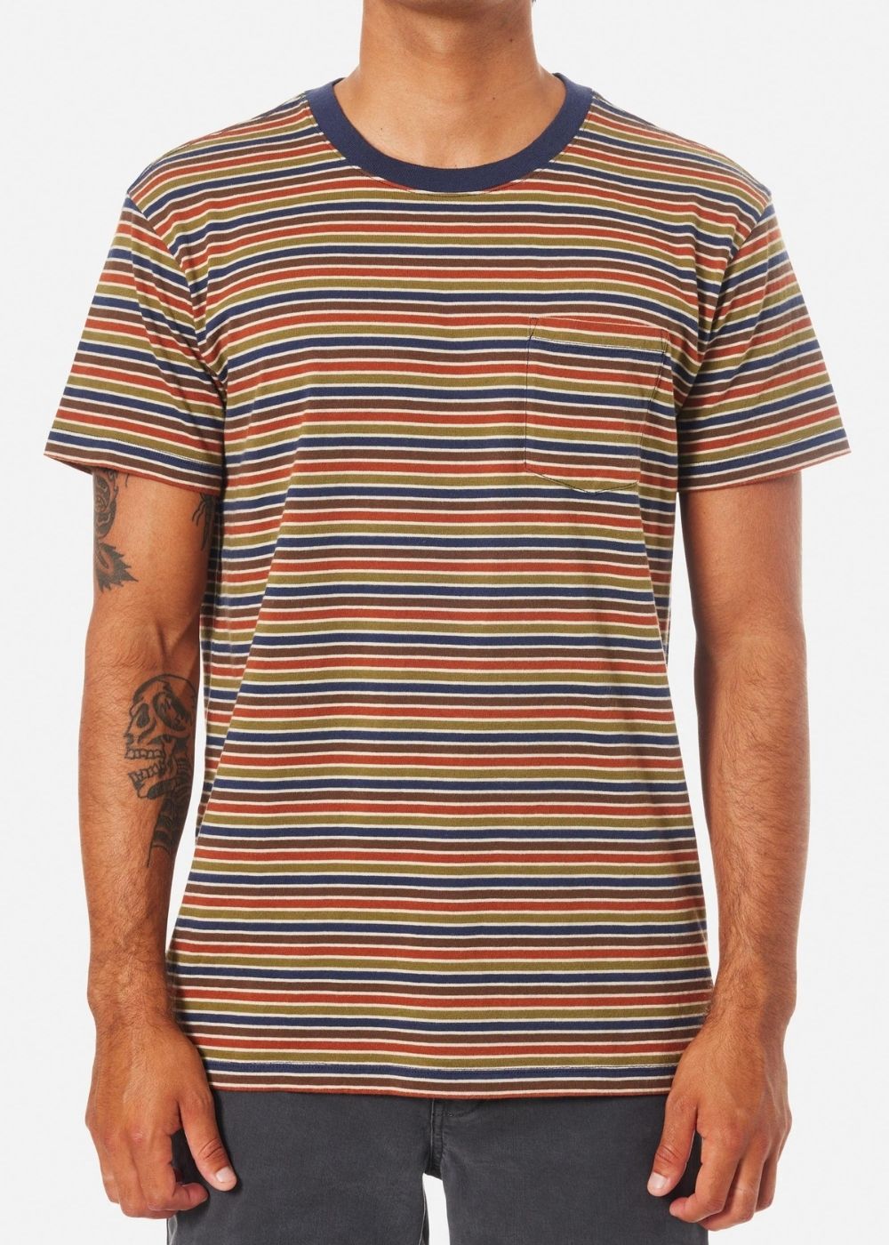 Finley Pocket Tee - טישרט קצרה עם כיס