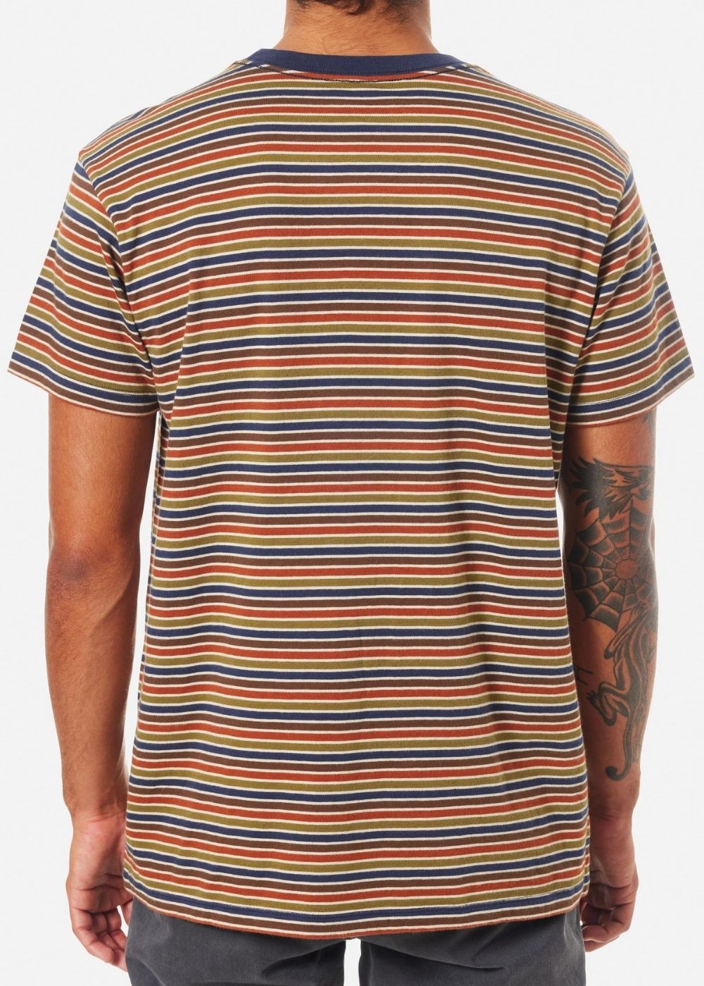 Finley Pocket Tee - טישרט קצרה עם כיס