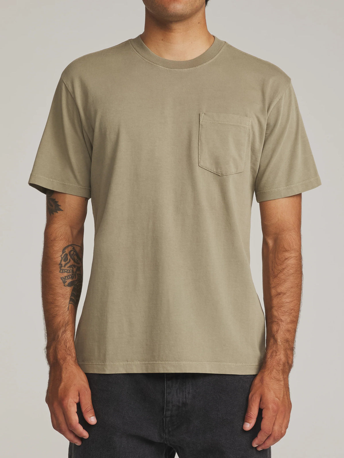 Base Tee F26