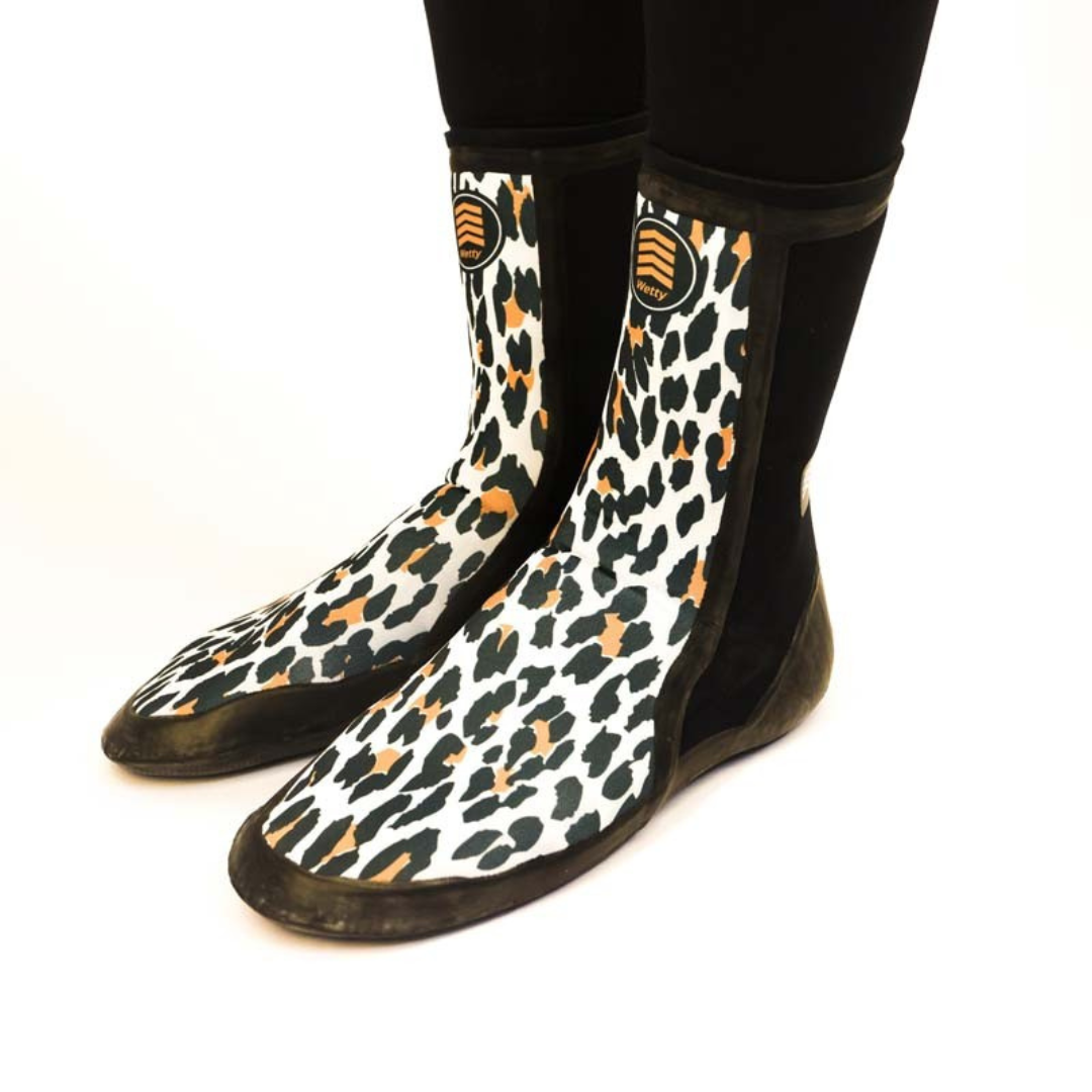 Wetty panther booties