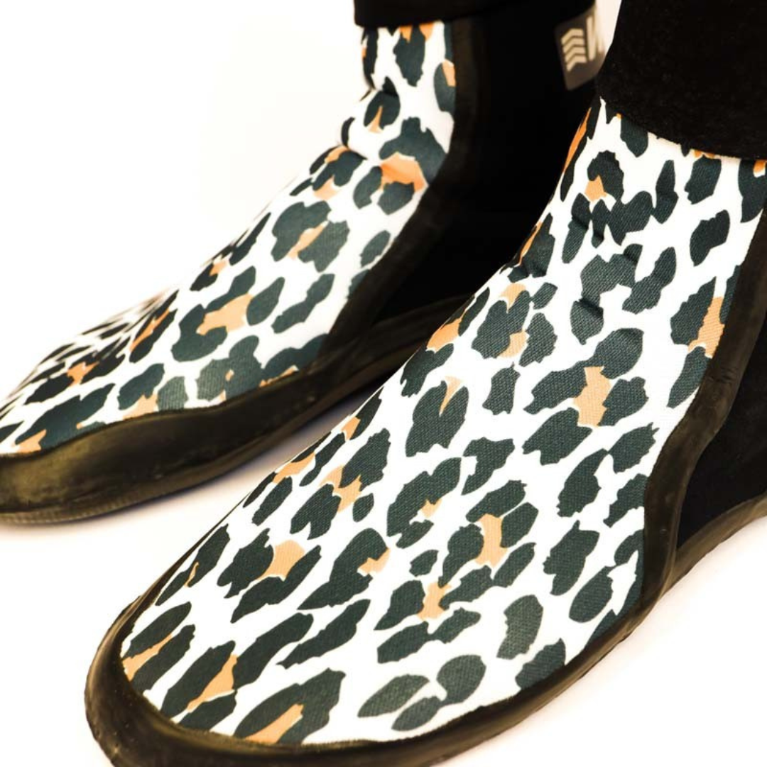 Wetty panther booties