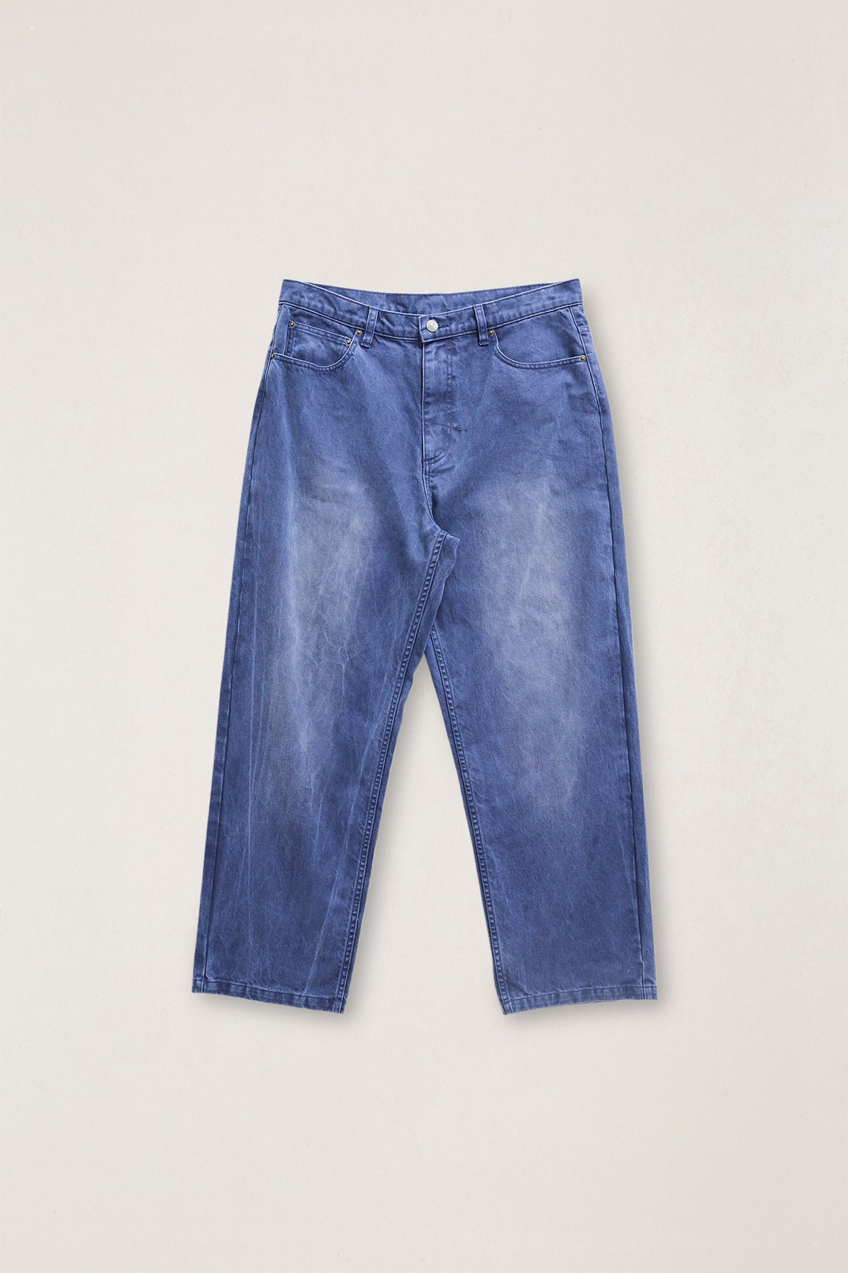 Essential Loose Taper Jean Worn Navy