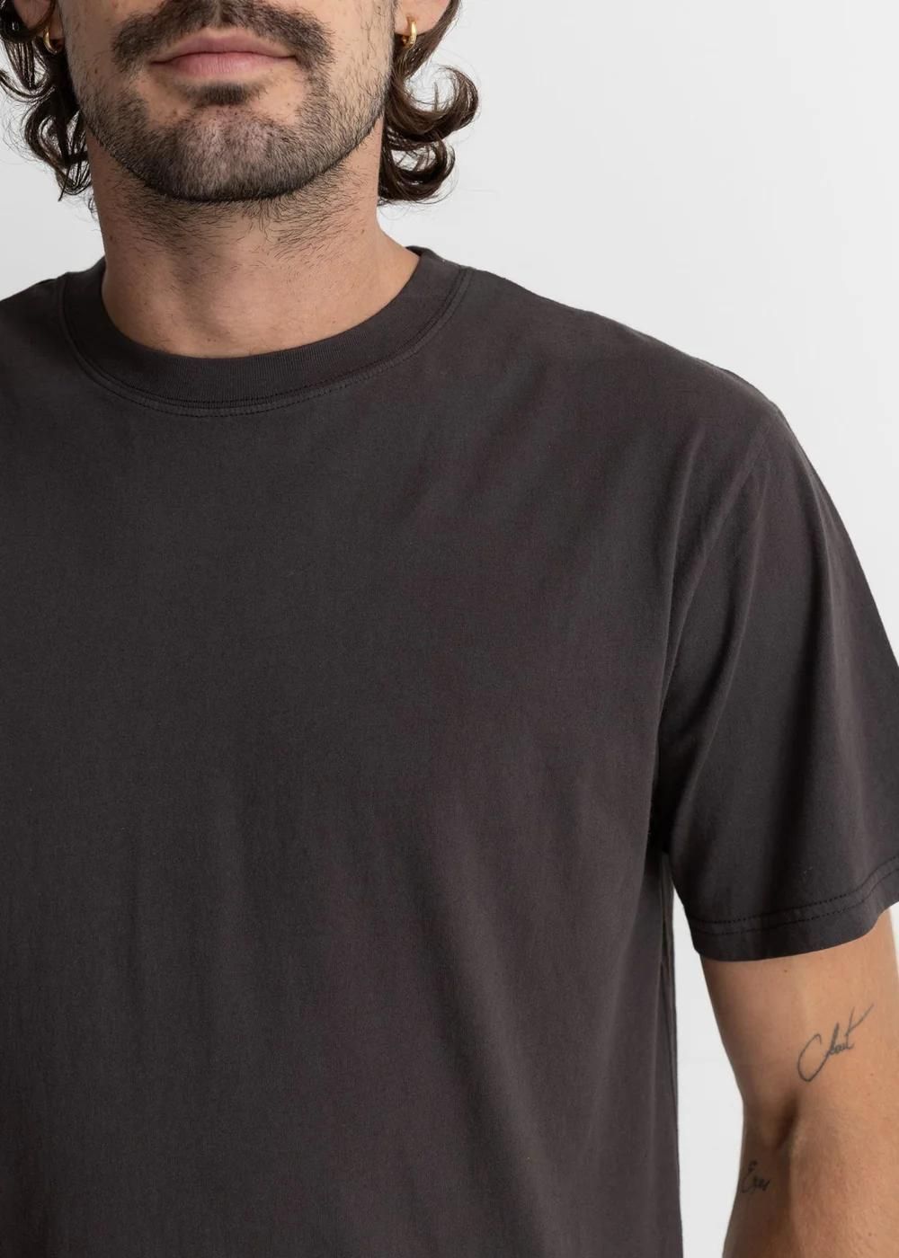 Classic Vintage Tee - חולצת טישרט וינטז׳ צבע_vintage_black