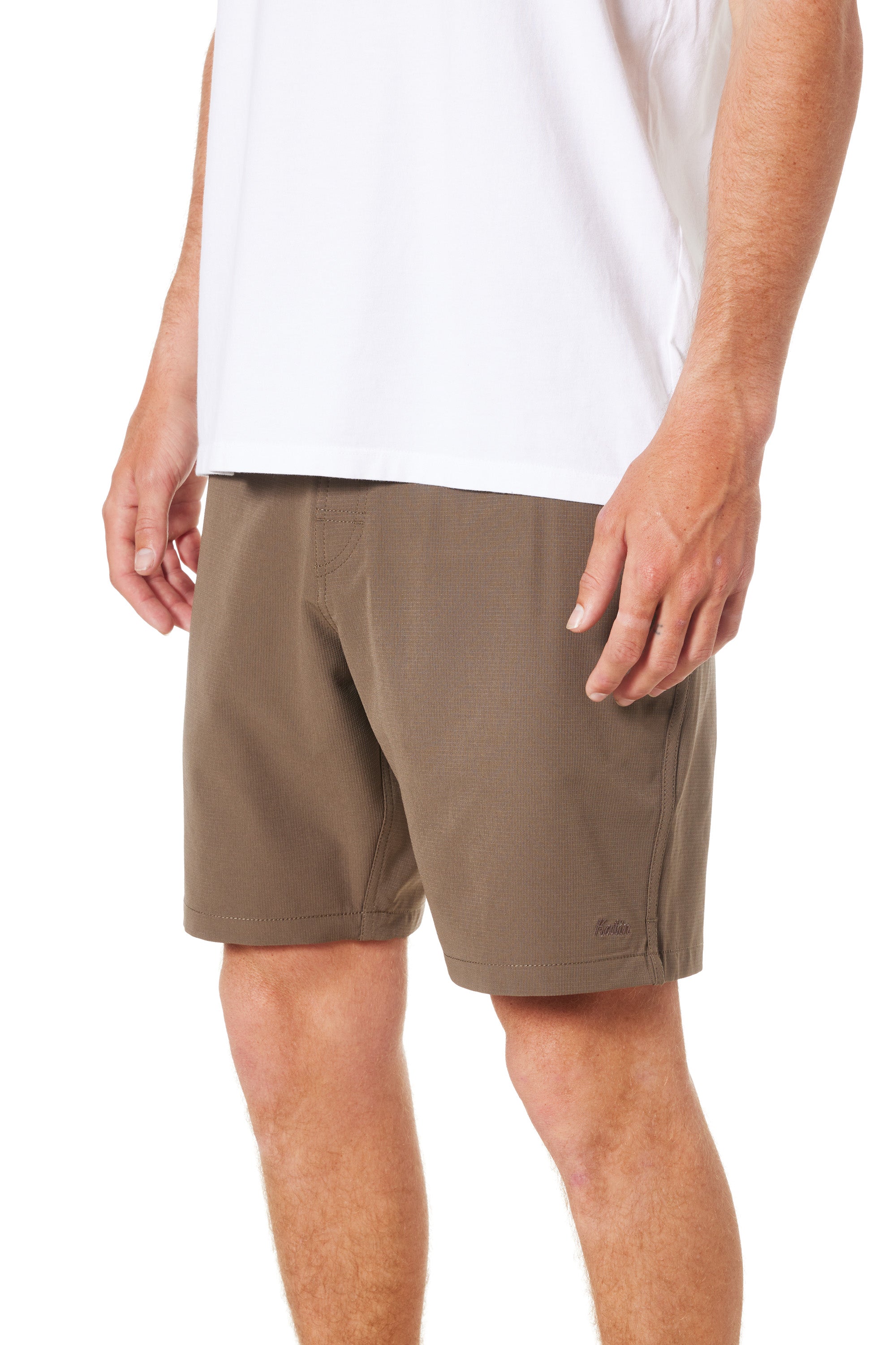 Wanderer Hybrid Short Summer25