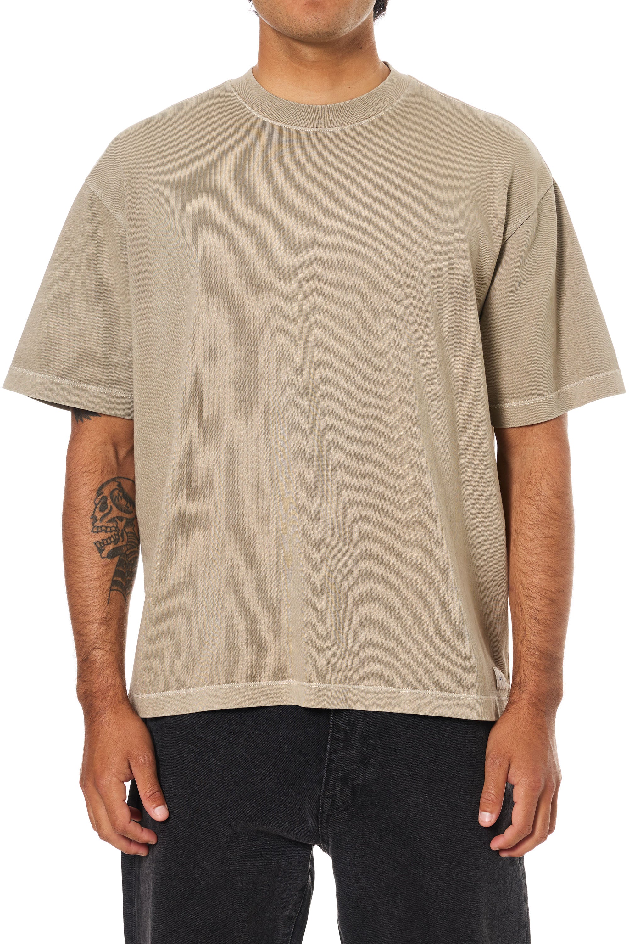 Box Fit Tee בייסיק טי שירט