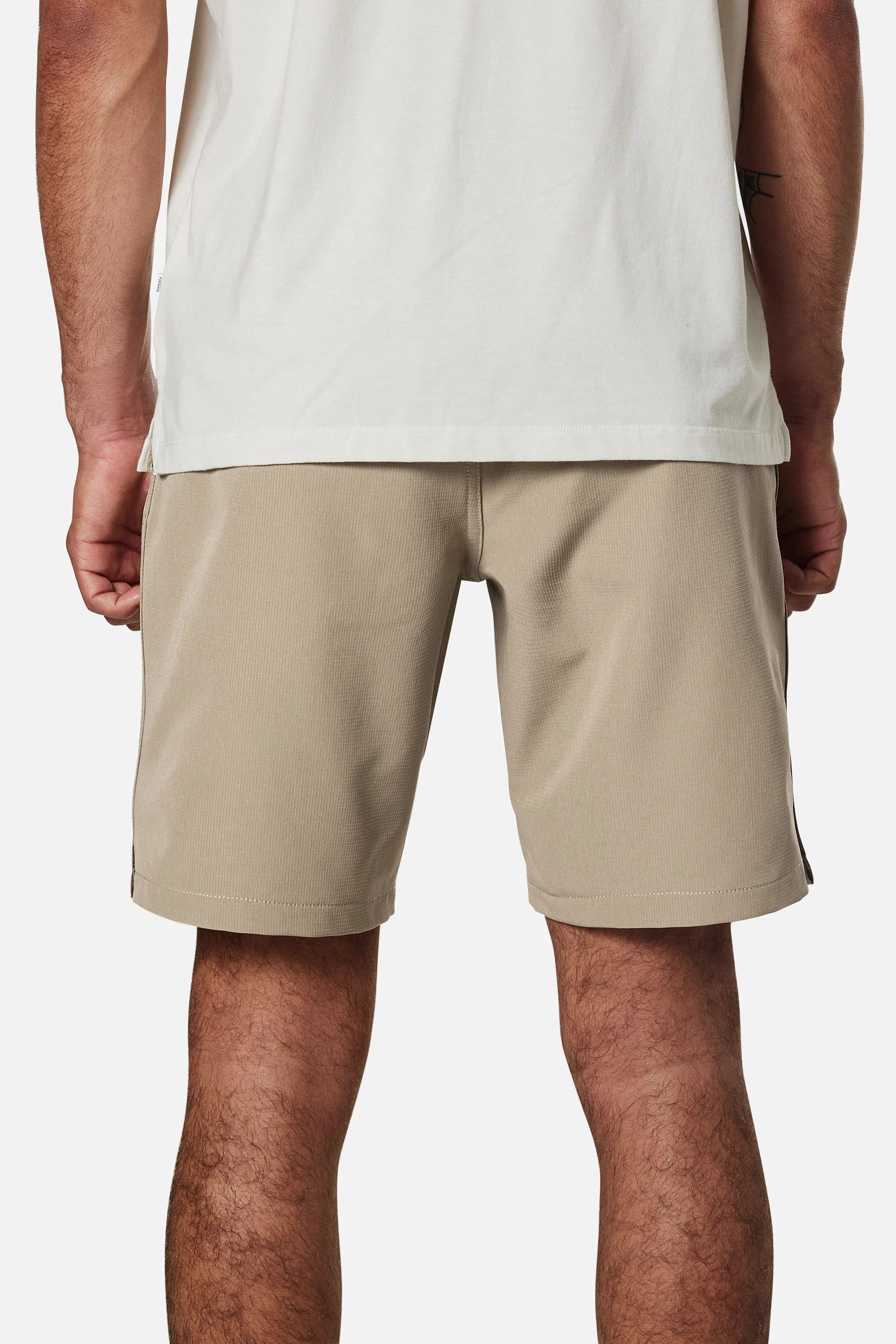Otg Wanderer Hybrid Short