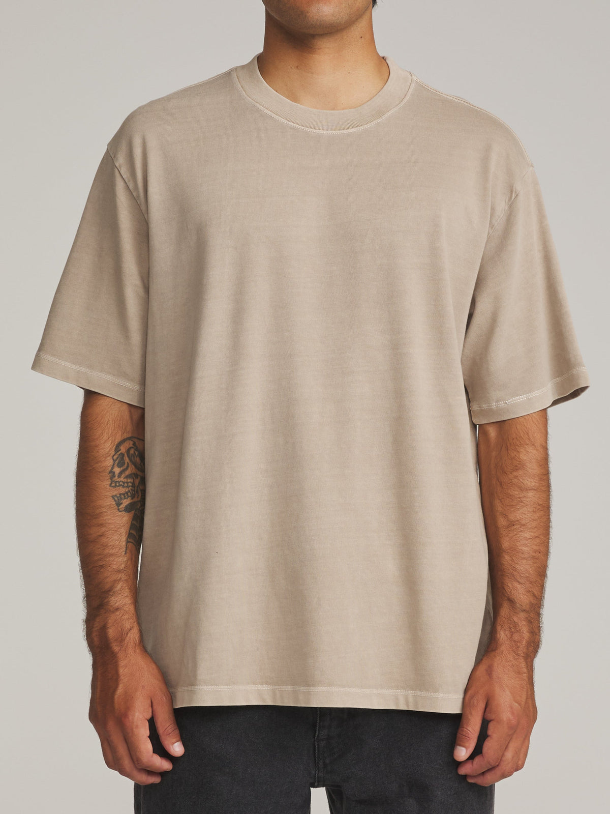 Box Fit Tee F26 – TAUPE VINTAGE WASH – 2