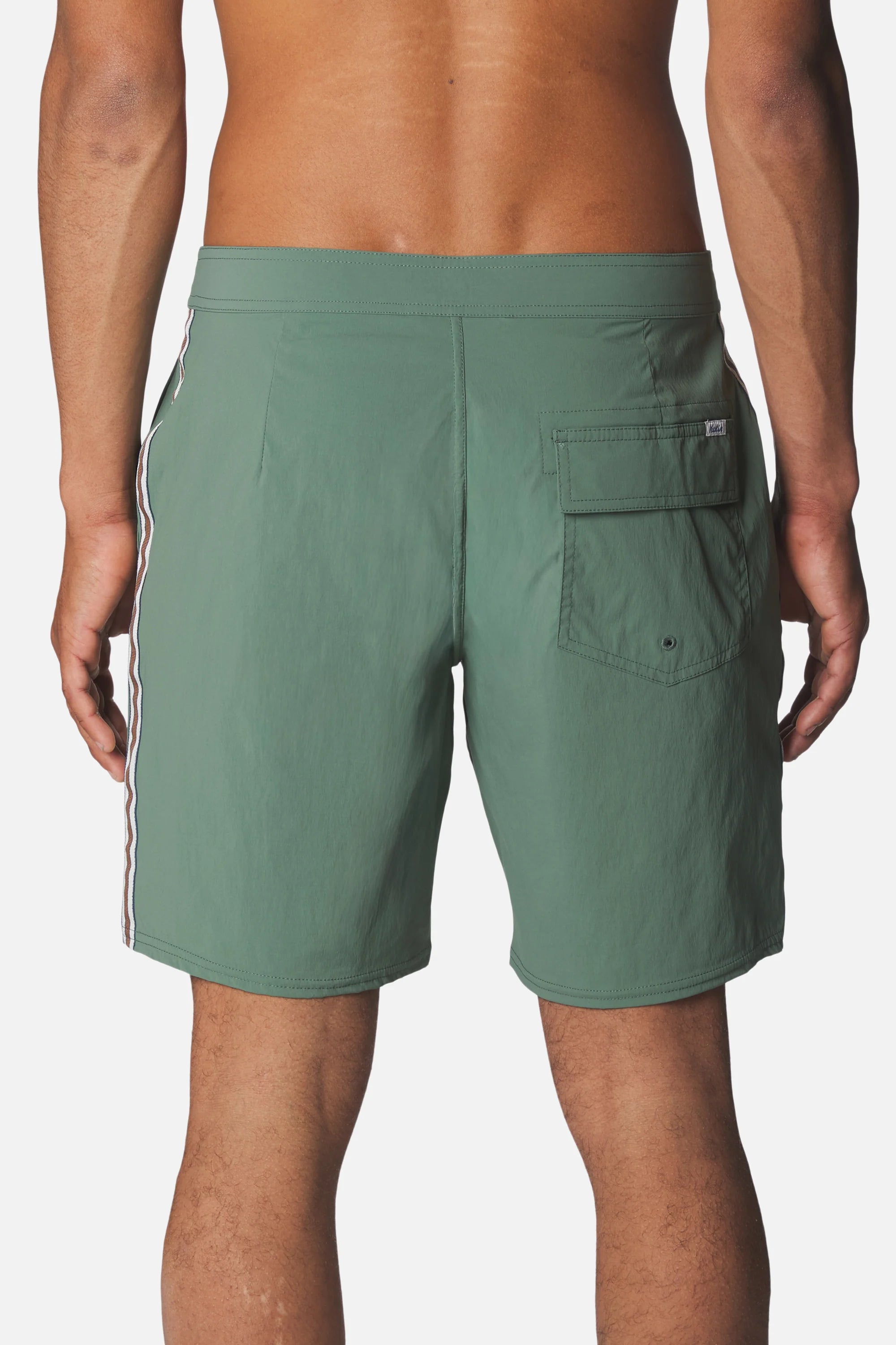 Theo Hybrid Trunk