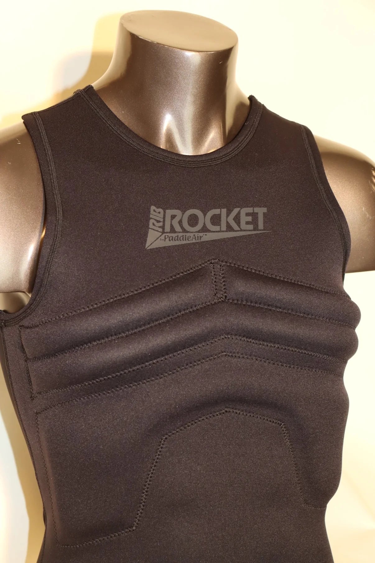 Ergo - Rib Rocket Vest - ווסט עם הגנה לצלעות